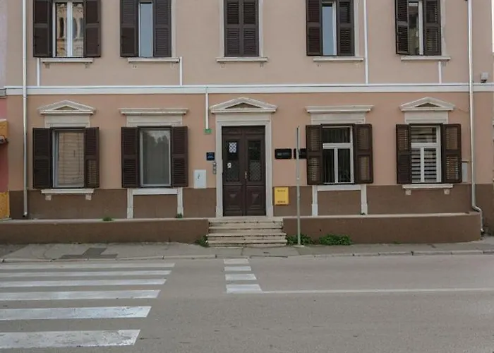 Comfy For Two Apartment Pula