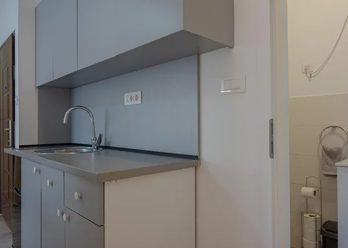 Comfy For Two Daire *